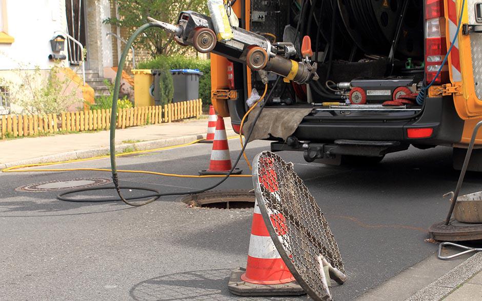 comment déboucher son wc Jouy-le-Moutier